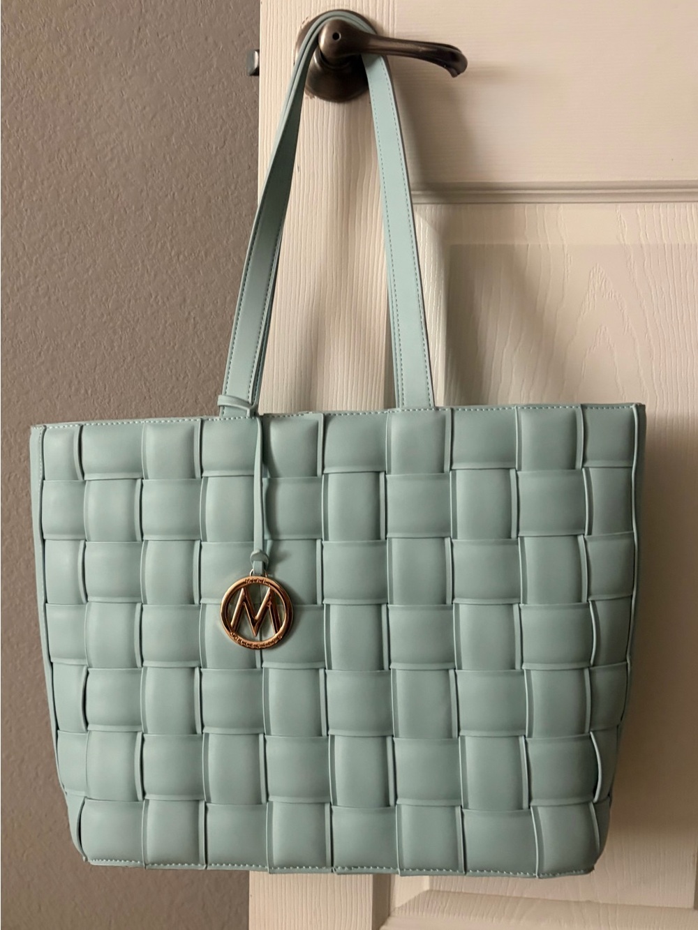 Mia K Rowen Woven Tote